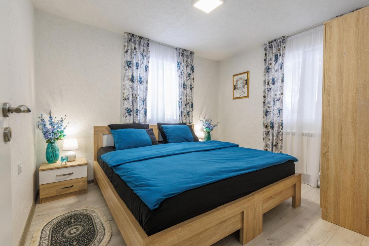 Family Spa Apartments Sunny&Shiny Savnik ภายนอก รูปภาพ