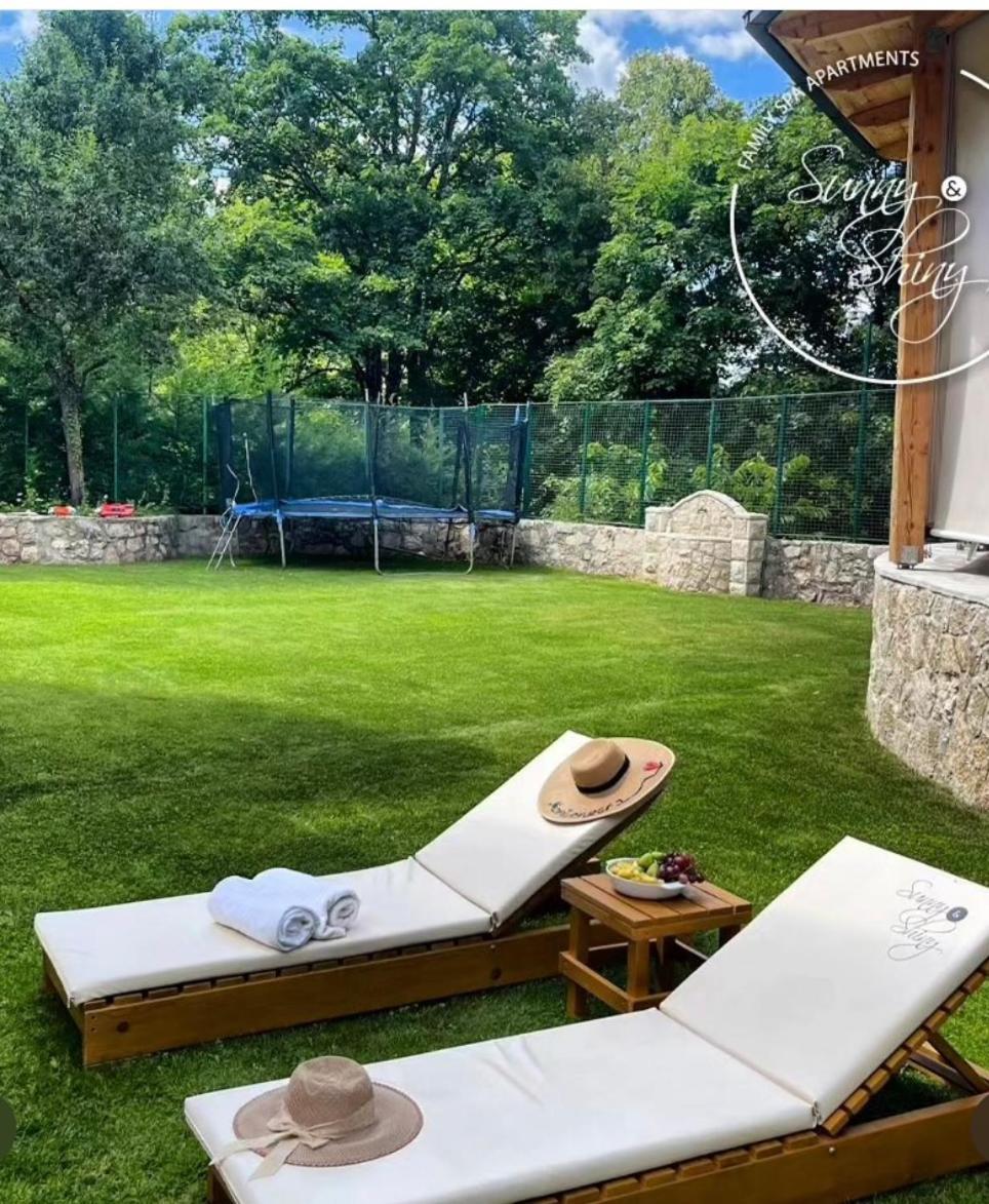 Family Spa Apartments Sunny&Shiny Savnik ภายนอก รูปภาพ